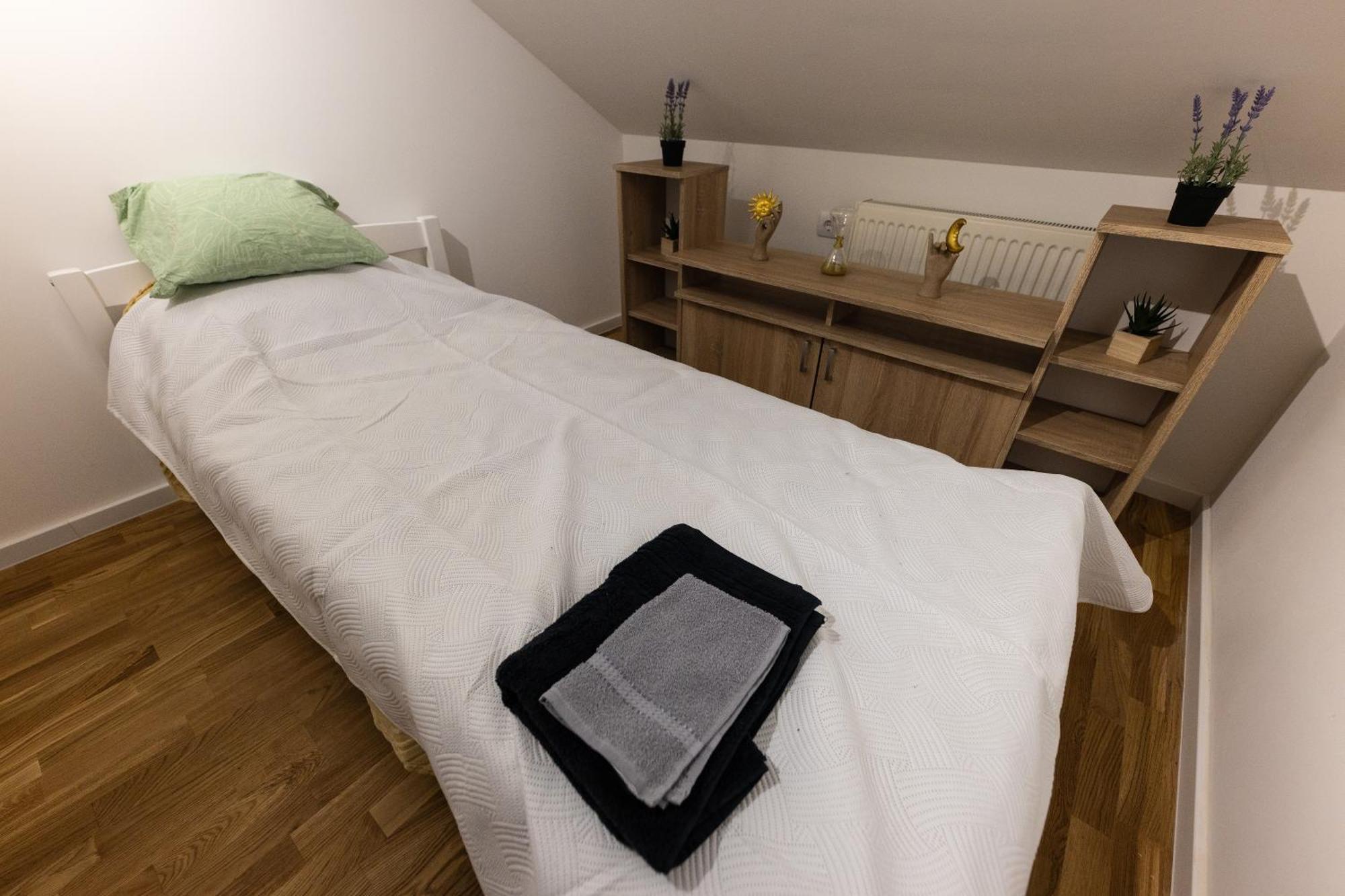 Oaza Apartmani Jakovo Venera Exterior photo